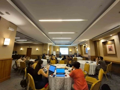 ‘Komşu Anne’ projesi pilot eğitimleri devam ediyor
