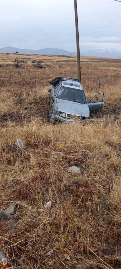 Kontrolden çıkan otomobil araziye uçtu: 1 yaralı
