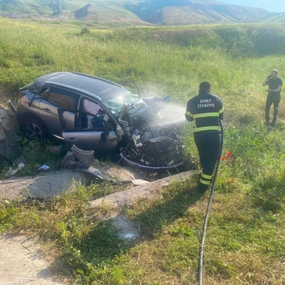 Kontrolden &Ccedil;ıkan Otomobil Hurdaya D&ouml;nd&uuml;