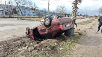 Kontrolden &ccedil;ıkan otomobil takla attı
