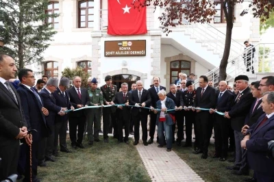 Konya Büyükşehir tarafından yenilenen Şehit Aileleri Derneği binasının açılışı dualarla yapıldı
