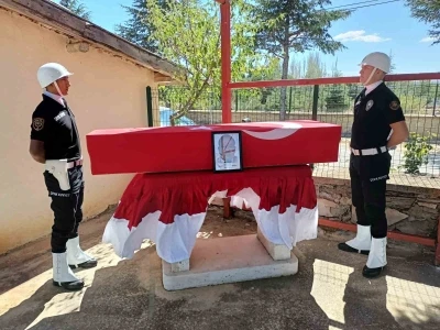 Konya’da hayatını kaybeden emekli emniyet müdürüne son görev
