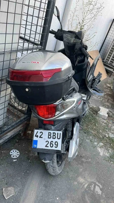 Konya’da motosiklet minibüsle çarpıştı: 2 yaralı
