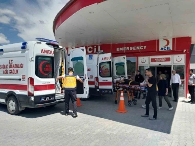 Konya&rsquo;da otomobil takla attı: 4 yaralı
