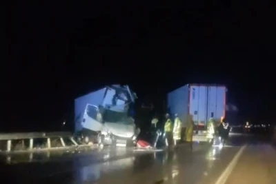 Konya’da tır ile kamyonet çarpıştı: 1 ölü, 2 yaralı
