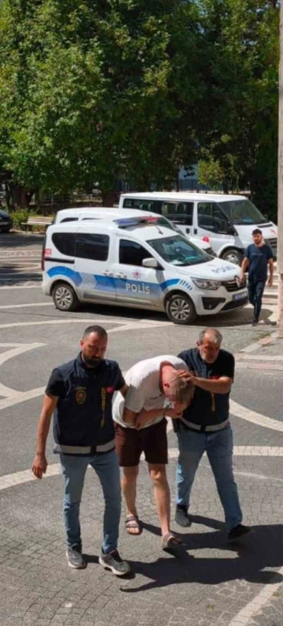 Konya’da trafik kazası geçiren sürücünün üzerinden uyuşturucu çıktı
