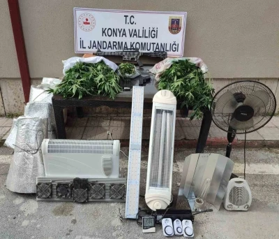 Konya&rsquo;da uyuşturucu tacirlerine operasyon: 14 tutuklama
