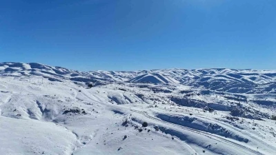 Konya&rsquo;nın &ccedil;atısında kar yağışı y&uuml;zleri g&uuml;ld&uuml;rd&uuml;
