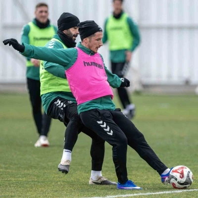 Konyaspor, Galatasaray ma&ccedil;ı hazırlıklarını s&uuml;rd&uuml;rd&uuml;
