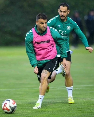 Konyaspor, Trabzonspor ma&ccedil;ı hazırlıklarına başladı
