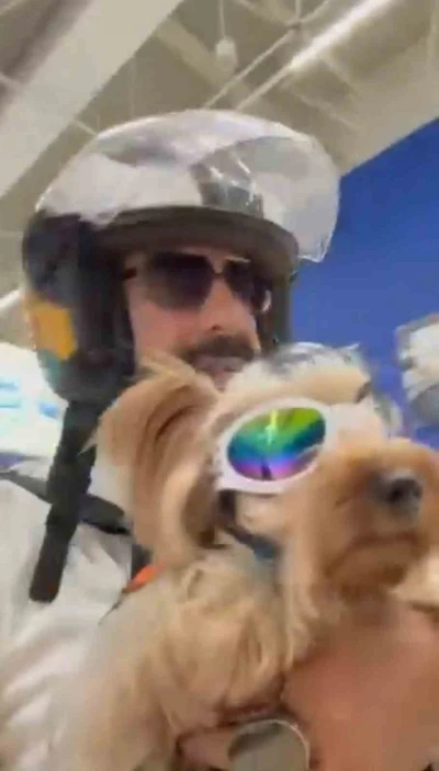 Köpeği ile markete alınmayan vatandaş isyan etti
