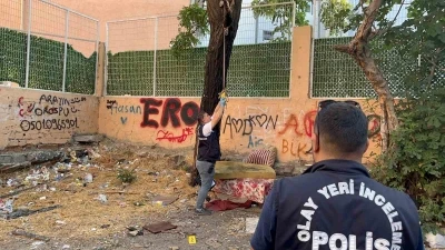 Köpek gezdirmeye çıkarken, ipten adam aldı
