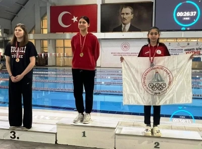 K&ouml;rfezli gen&ccedil; y&uuml;z&uuml;c&uuml;ler TDT y&uuml;zme elemelerinde b&ouml;lge birincisi oldu
