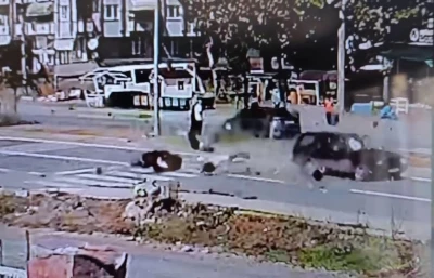 Korkunç kaza: Anne öldü, kızı yaralandı
