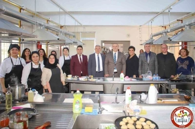Köşk’te &quot;Aile ile birlikte üretiyoruz&quot; yemek yarışması yapıldı
