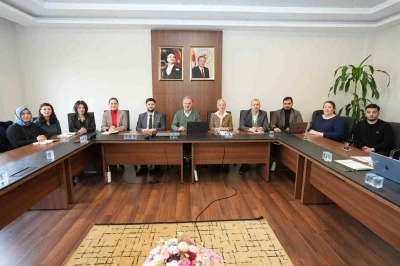 KOST&Uuml;, stratejik planını Y&Ouml;K&rsquo;&uuml;n 2030 vizyonuna g&ouml;re g&uuml;ncelledi
