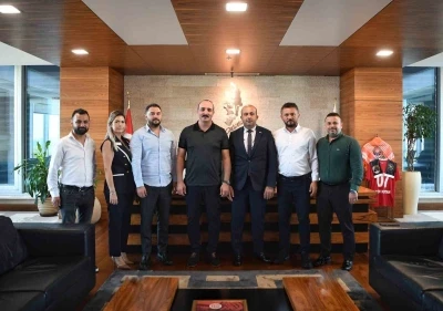 Kotan: &quot;İşçilerimizin emeği bizim için kıymetli&quot;
