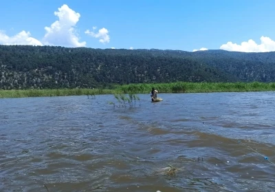 Kovada G&ouml;l&uuml;&rsquo;nde dronlu denetimde 200 metrelik ka&ccedil;ak ağ ele ge&ccedil;irildi
