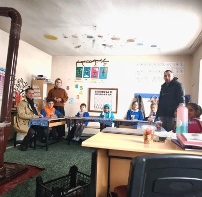 K&ouml;y okulu &ouml;ğrencilerine waffle s&uuml;rprizi
