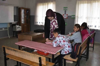 K&ouml;y okulunda 4 &ouml;ğrencisini geleceğe hazırlıyor
