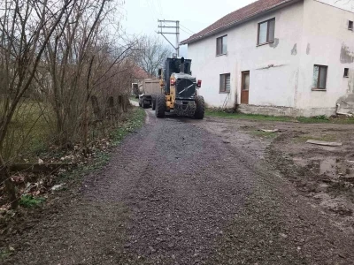 K&ouml;y yollarında yoğun &ccedil;alışma
