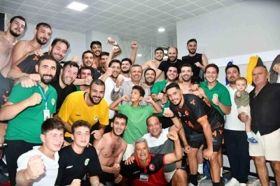 K&ouml;yceğiz Belediyespor&rsquo;un eski hentbolcuları: "2 sezondur &ouml;demelerimiz yapılmıyor"
