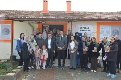 K&ouml;yceğiz Beyobası Anaokulu&rsquo;nda zeytin yetiştiriciliği eğitimi ve fidan dağıtımı
