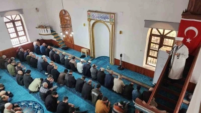 K&ouml;yceğiz&rsquo;de deprem şehitleri i&ccedil;in dua ve lokma hayrı yapıldı
