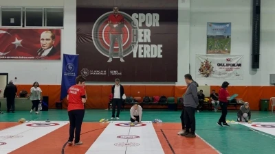 K&ouml;yceğiz&rsquo;de Floor Curling Turnuvası başladı
