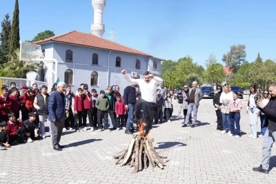 K&ouml;yceğiz İmam Hatip Ortaokulu&rsquo;nda Nevruz coşkusu yaşandı

