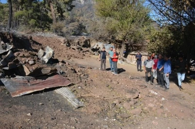 Köyceğiz Kaymakamı Kumcu, yangından zarar gören vatandaşlarla buluştu
