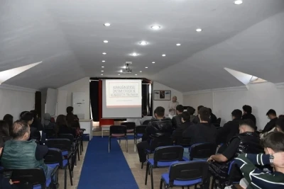 K&ouml;yceğiz Meslek Y&uuml;ksek Okulu&rsquo;nda &lsquo;Kuraklık ve Etkileri&rsquo; konulu sunum yapıldı
