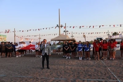 K&ouml;yceğiz Plaj Hentbolu Turnuvası g&ouml;steri ma&ccedil;ı ile başladı
