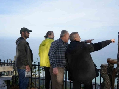 Köylülerin yaptığı teras manzarasıyla ziyaretçileri mest ediyor
