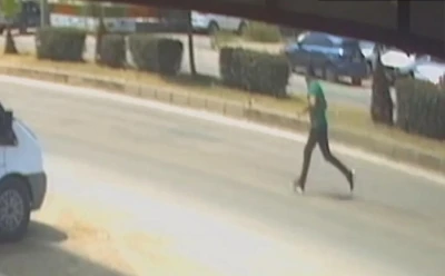 Kozan Adliyesi &ouml;n&uuml;nde silahlı kavga: 2 yaralı
