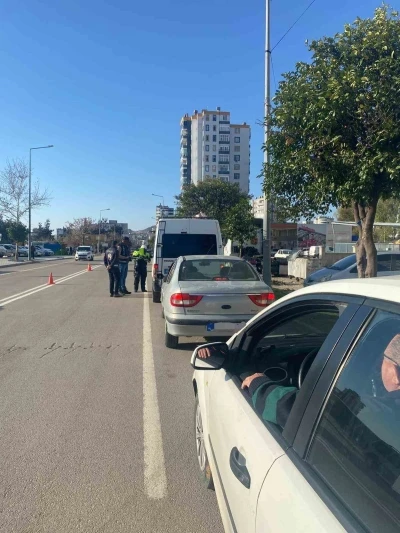Kozan&rsquo;da aranan 3 şahıs yakalandı
