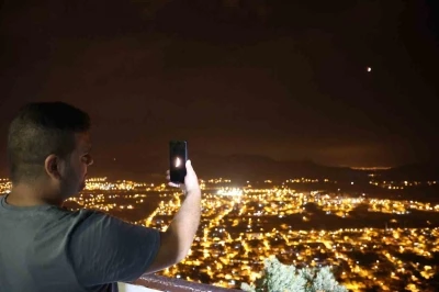 Kozan’da &quot;Kanlı Ay&quot; tutulması
