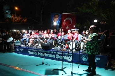 Kozanlı gen&ccedil;lerin sanat g&ouml;sterisi izleyicilerden tam not aldı
