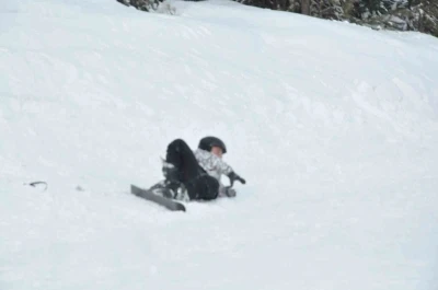 Kristal karın merkezi Sarıkamış&rsquo;a kayakseverlerden yoğun ilgi
