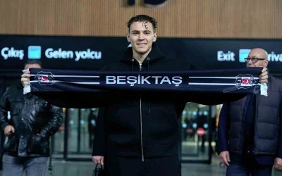 Kristjan Asllani, Beşiktaş&rsquo;ın 195. yabancı futbolcusu oldu
