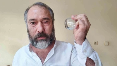 &lsquo;K&uuml;f&uuml;rl&uuml; konuşmayın&rsquo; diye uyardı, g&ouml;z&uuml;nden oldu
