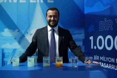 Kullanıp arıttıkları suda Japon balığı besliyorlar
