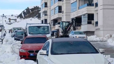 Kulp&rsquo;ta dondurucu soğuklar hayatı durma noktasına getirdi
