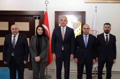 K&uuml;lt&uuml;r ve Turizm Bakanı Ersoy, Ağrı&rsquo;da
