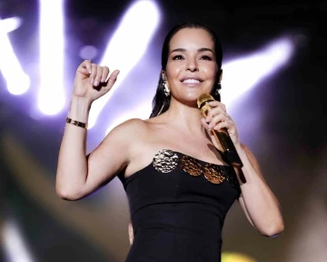 K&uuml;lt&uuml;r Yolu Festivali konserlerinde kapanış Beng&uuml; ile yapıldı
