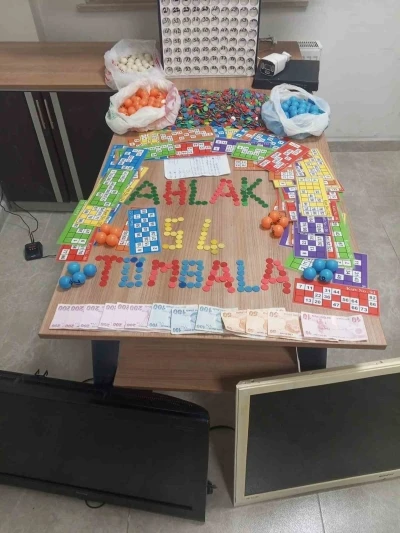 Kumarhaneye &ccedil;evrilen iş yerine su&ccedil;&uuml;st&uuml; operasyon
