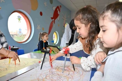 Kur&rsquo;an kursunun minik &ouml;ğrencilerinden Robotik Kodlama Şenliği
