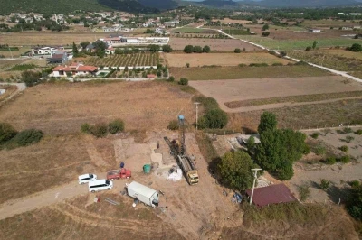 Kuraklıkla m&uuml;cadele eden İzmir&rsquo;de yeni 15 sondaj kuyusu
