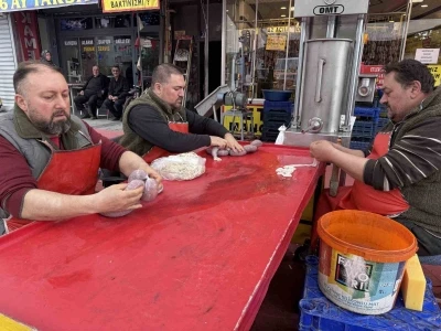 Kurbanlıklar sucuk oldu
