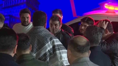 K&uuml;resel Sumud Filosu aktivistleri sağlık kontrol&uuml;n&uuml;n ardından Adli Tıp Kurumu&rsquo;ndan ayrıldı
